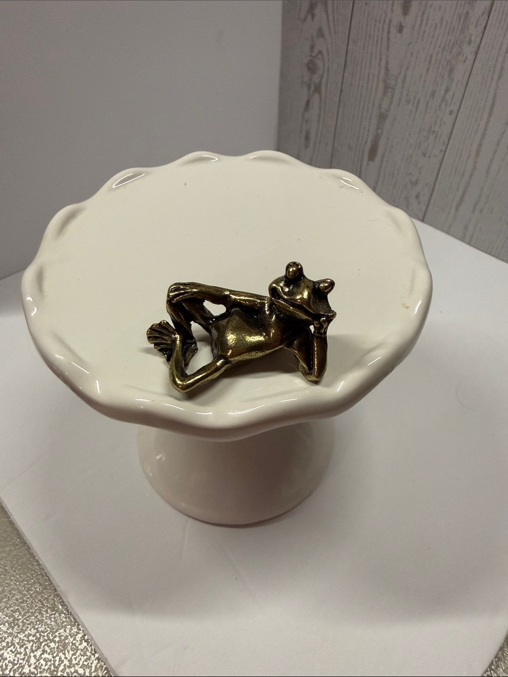Leisure Pose Frog Sculpture - Metallic Gold Accent